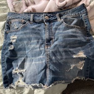 American eagle jean skirt size 12 barely worn